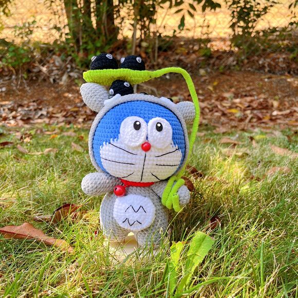 Doraemon Crochet Doll in Totoro Costume – Handmade Cute Anime Gift - Picture 3 of 9